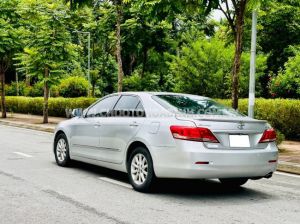 Xe Toyota Camry 2.0E 2011