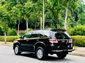 Xe Toyota Fortuner 2.7V 4x2 AT 2012