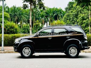 Xe Toyota Fortuner 2.7V 4x2 AT 2012