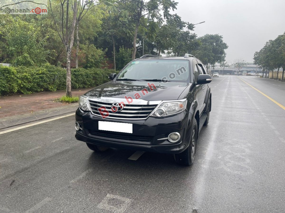 Toyota Fortuner 2.7V 4X2 AT 2016