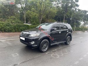 Xe Toyota Fortuner 2.7V 4X2 AT 2016