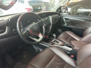 Xe Toyota Fortuner 2.7V 4x2 AT 2016