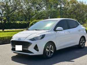 Xe Hyundai i10 1.2 AT 2022