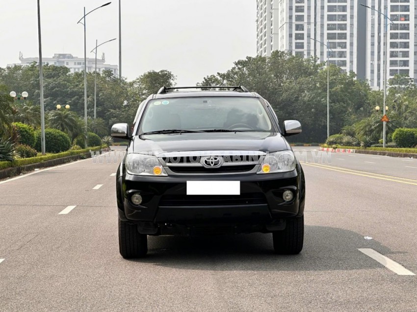 Toyota Fortuner SR5 2.7 AT