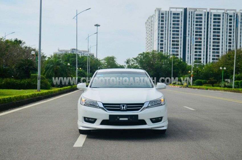 Honda Accord 2.4 AT