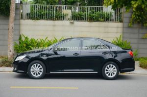 Xe Toyota Camry 2.0E 2014