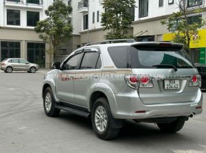 Xe Toyota Fortuner 2.7V 4x4 AT 2014