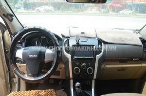 Xe Isuzu MU-X 1.9 4X2 MT 2019