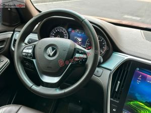 Xe VinFast Lux SA 2.0 Premium 2.0 AT 2021