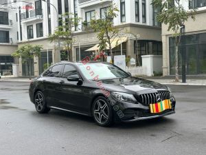 Xe Mercedes Benz C300 AMG 2019