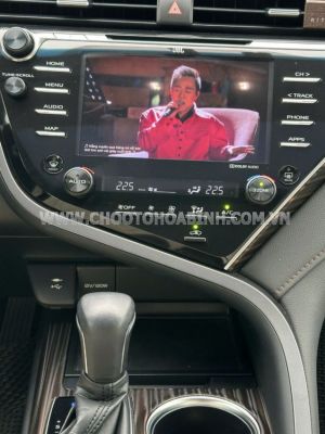 Xe Toyota Camry 2.5Q 2021