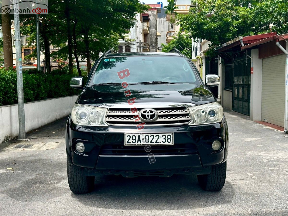 Toyota Fortuner 2.7V 4x4 AT 2010
