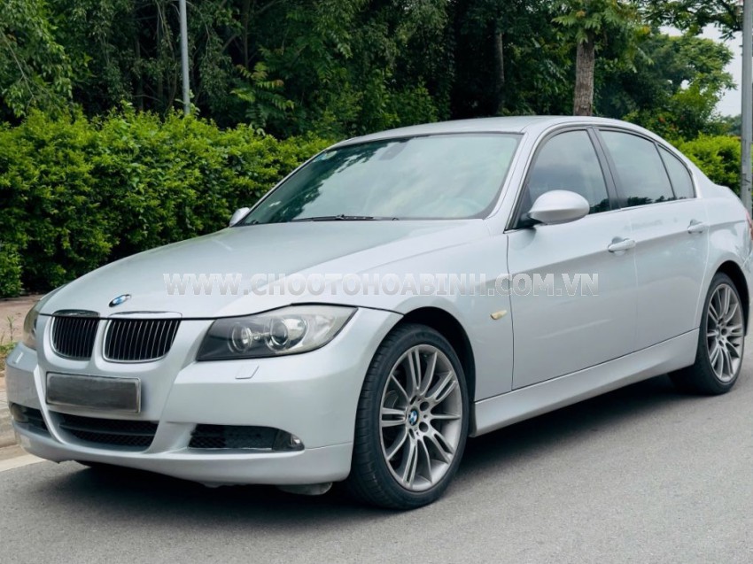 BMW 320i