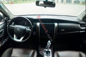 Xe Toyota Fortuner 2.7V 4x2 AT 2016
