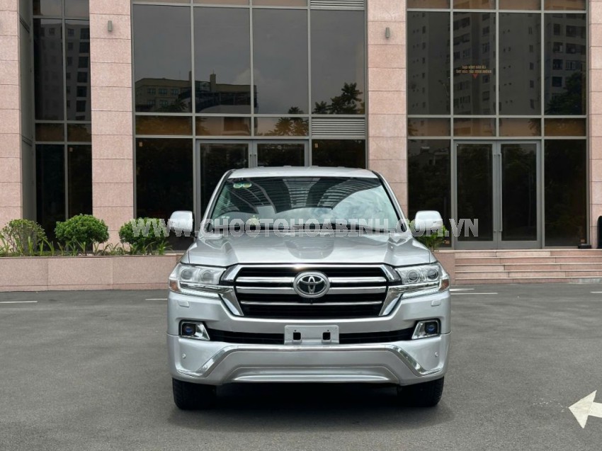 Toyota Land Cruiser VX 4.6 V8 2015