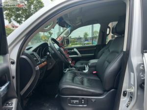 Xe Toyota Land Cruiser VX 4.6 V8 2015