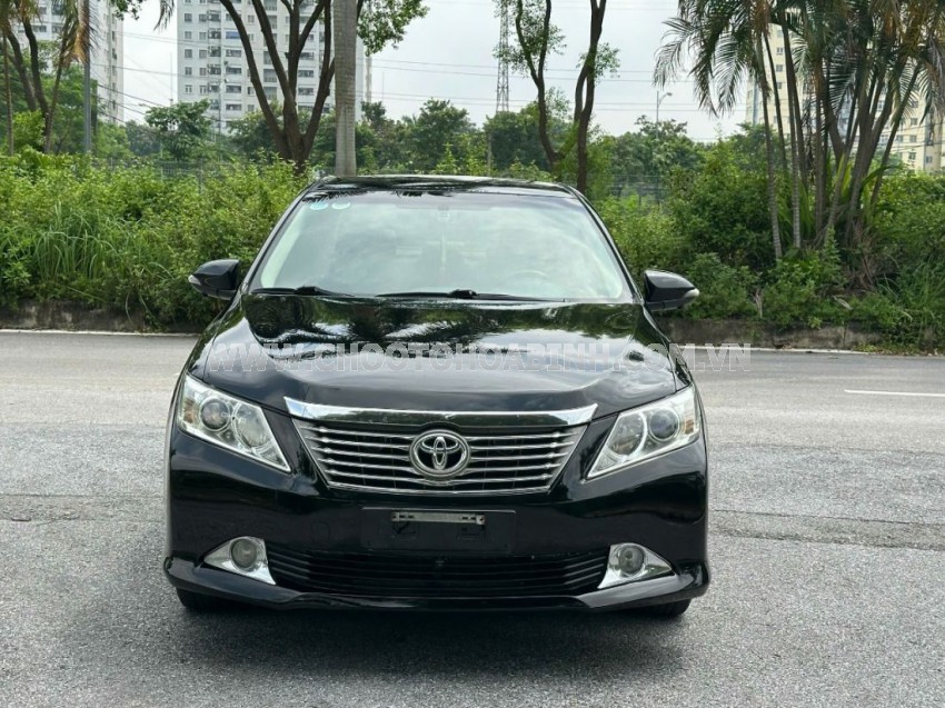 Toyota Camry 2.0E 2013