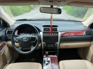 Xe Toyota Camry 2.0E 2013