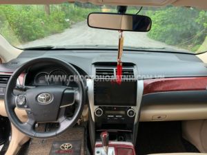 Xe Toyota Camry 2.0E 2013
