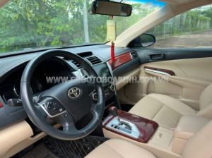 Xe Toyota Camry 2.0E 2013
