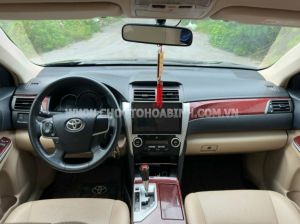 Xe Toyota Camry 2.0E 2013