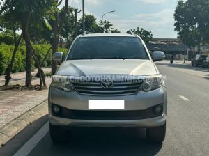 Xe Toyota Fortuner 2.7V 4x2 AT 2014