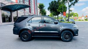 Xe Toyota Fortuner 2.7V 4x4 AT 2015