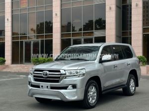 Xe Toyota Land Cruiser VX 4.6 V8 2015
