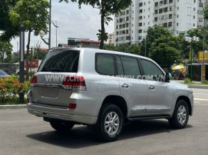 Xe Toyota Land Cruiser VX 4.6 V8 2015