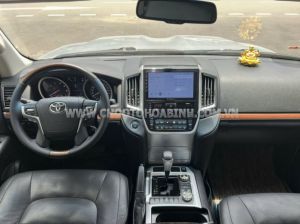 Xe Toyota Land Cruiser VX 4.6 V8 2015