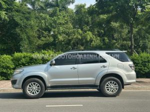 Xe Toyota Fortuner 2.7V 4x2 AT 2014