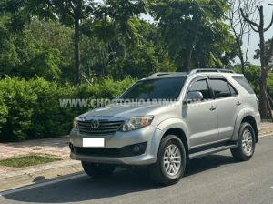 Xe Toyota Fortuner 2.7V 4x2 AT 2014