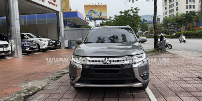Mitsubishi Outlander 2.4 CVT Premium 2017