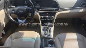 Xe Hyundai Elantra 2.0 AT 2019