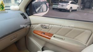 Xe Toyota Fortuner 2.7V 4x4 AT 2012