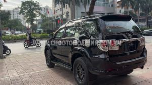Xe Toyota Fortuner 2.7V 4x2 AT 2015