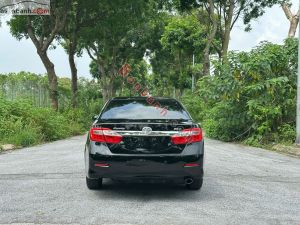 Xe Toyota Camry 2.0E 2013