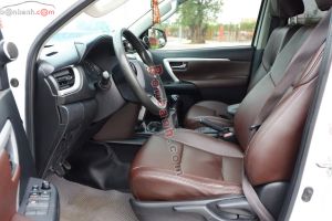 Xe Toyota Fortuner 2.4G 4x2 MT 2018