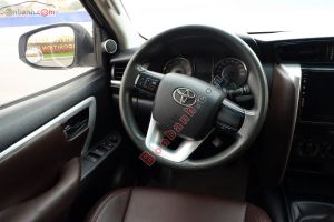 Xe Toyota Fortuner 2.4G 4x2 MT 2018