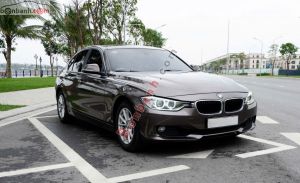Xe BMW 320i 2014