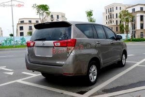 Xe Toyota Innova 2.0E 2019