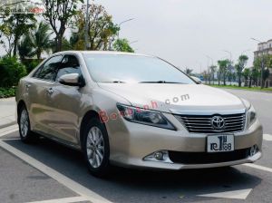 Xe Toyota Camry 2.0E 2014