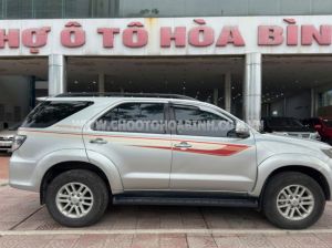 Xe Toyota Fortuner 2.7V 4x4 AT 2014