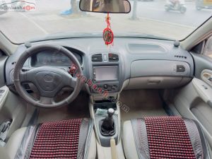 Xe Mazda 323 Classic GLX 2002