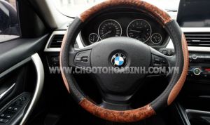 Xe BMW 320i 2014