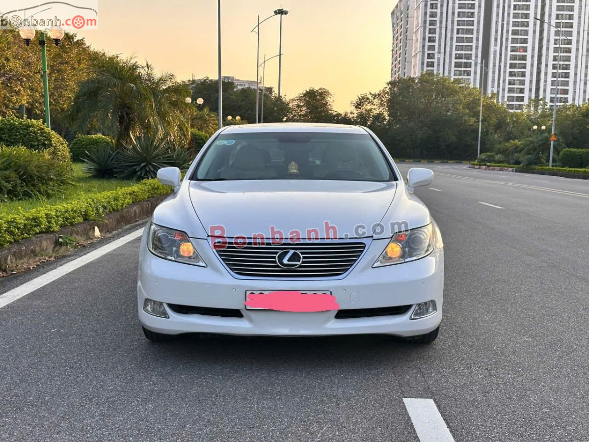 Lexus LS 460L