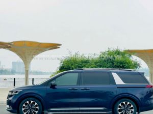 Xe Kia Carnival Signature 2.2D 2022