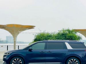Xe Kia Carnival Signature 2.2D 2022