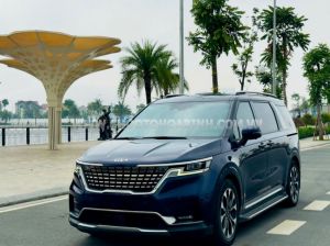 Xe Kia Carnival Signature 2.2D 2022