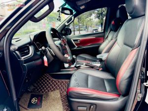 Xe Toyota Fortuner 2.4G 4x2 AT Legender 2020